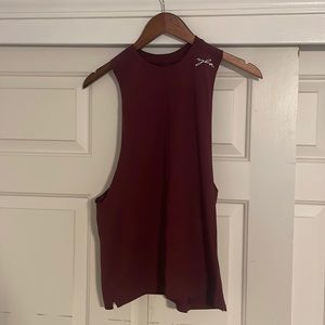 Burgundy Young LA men’s small wide cut workout tee